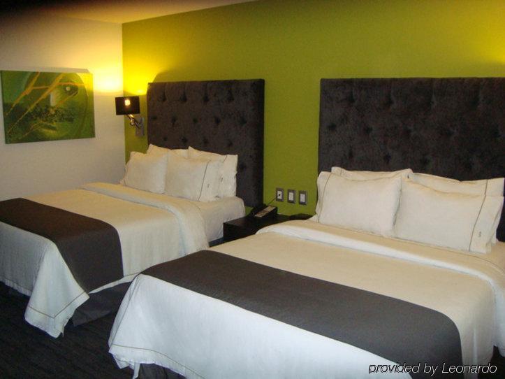 Holiday Inn Express Toluca Galerias Metepec By Ihg Zimmer foto